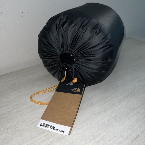 The North Face - Fuzzy Wawona Blanket - Asphalt Gr/TNF Black - Poncho - Picture 5 of 5